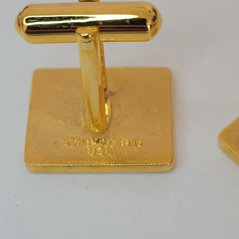Mario Valentino USA MV Gold Tone Rectangle Logo Cufflinks Designer Retro Vintage
